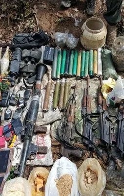 Tunceli'de terör örgütü PKK'nın cephaneliği ele geçirildi