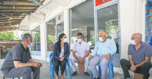 Kürtçe öğrenen Çınar Kaymakamı Güher Sinem Büyüknalçacı vatandaşları aşı olmaya ikna ediyor