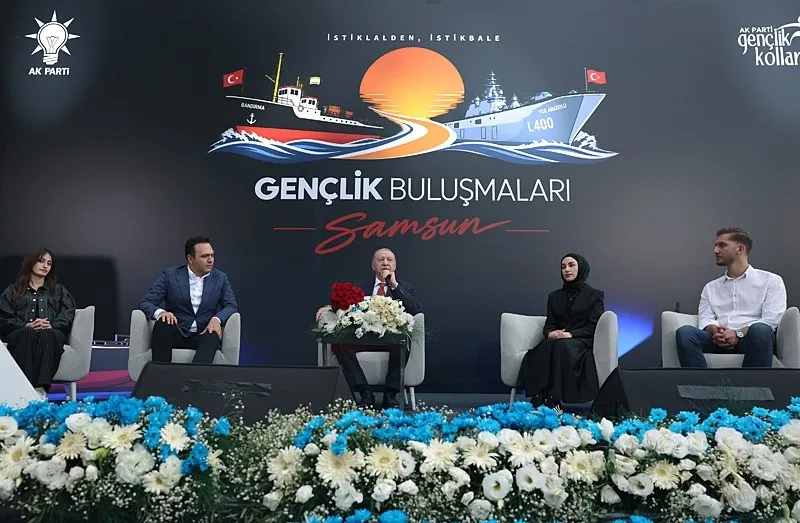 samsunda-genclik-bulusmasi-baskan-erdogandan-onemli-aciklamalar-1789415183809.jpeg Samsun'da Gençlik Buluşması! Engelli vatandaşın sözleri Başkan Erdoğan'ı duygulandırdı: Görüp de inmesem Allah'a bunun hesabını nasıl veririm-6