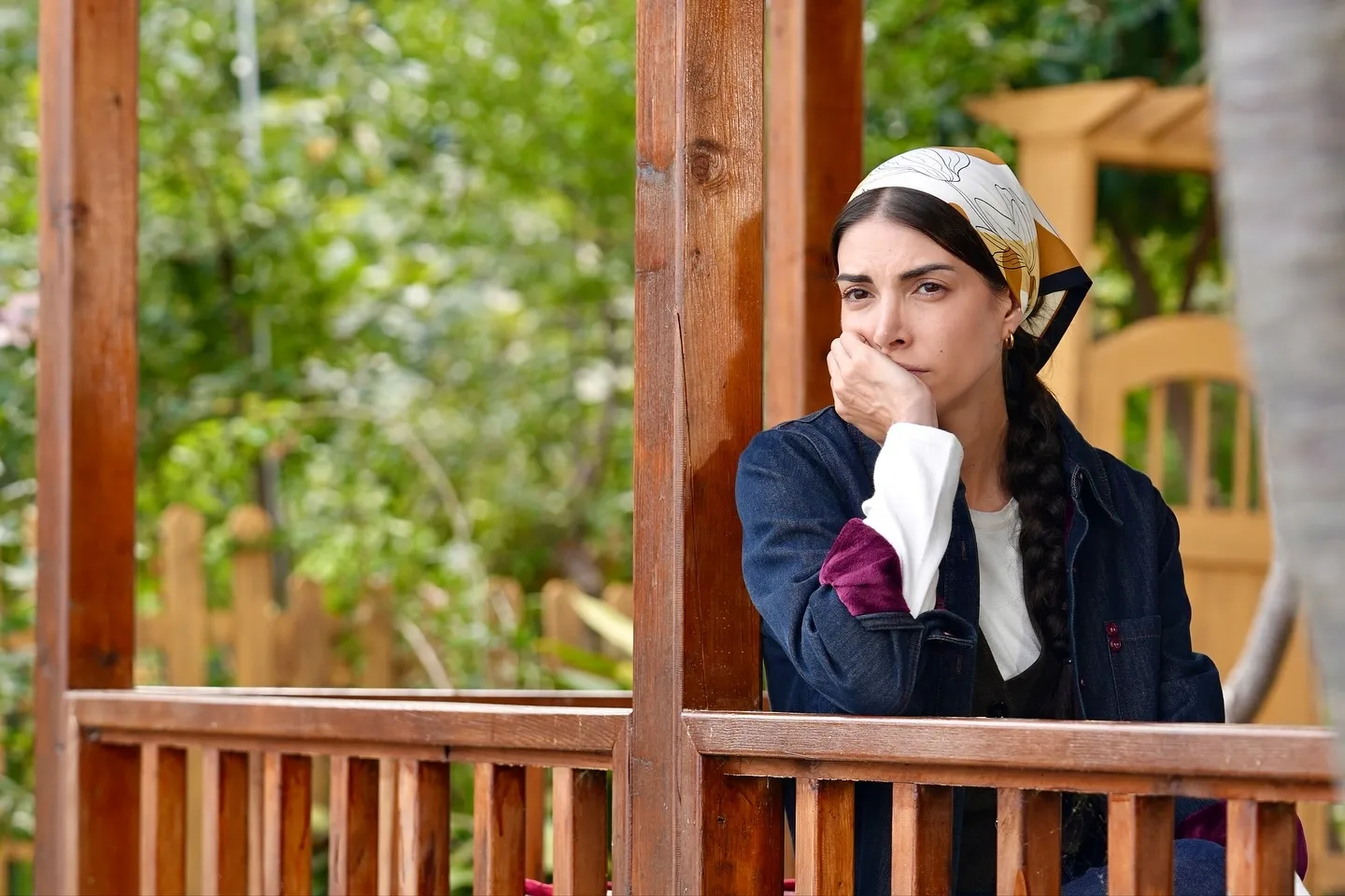 Deniz Baysal nasıl ünlü oldu? Taşacak Bu Deniz’in Esme’sinin sargılar içinde başlayan kariyeri - 1