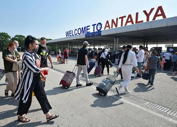 Rusya'dan sonra Almanya da seyahat uyarısını kaldırdı! Alman turist hedefi 3 milyon-4