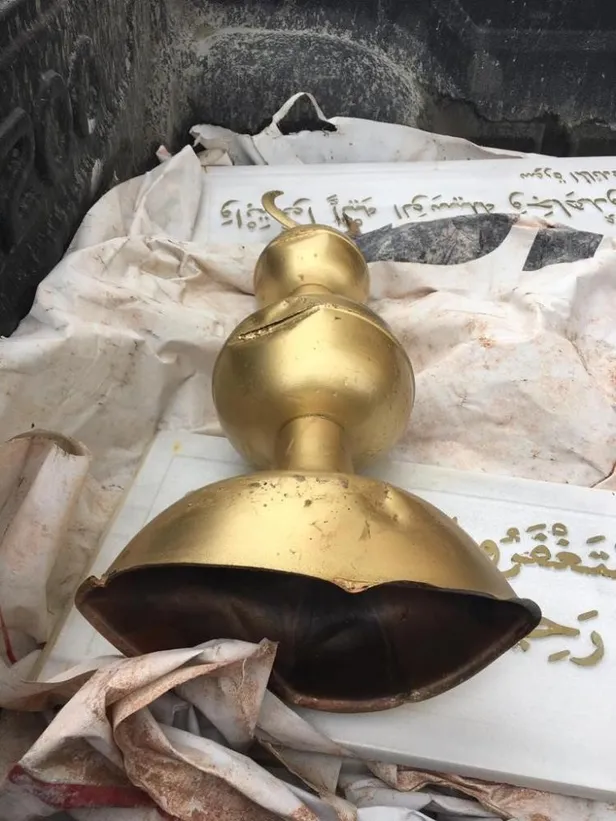 CHP'li belediyeden ecdada büyük saygısızlık: Fatih Sultan Mehmed Han'ın hocası ile hocasının eşine ait mezar ve türbeyi yıktı-6