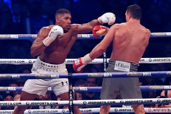 Anthony Joshua - Wladimir Klitschko maçı nefes kesti! - 31