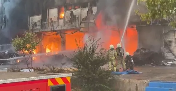 Bağcılar İSTOÇ'ta iş yerinde yangın! Vali Gül kontrol altına alındığını açıkladı | 17 iş yeri zarar gördü