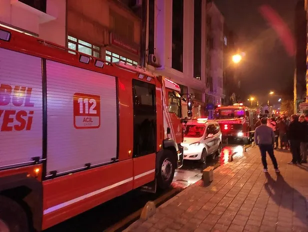 istanbul-fatihte-5-katli-otelde-yangin-can-pazari-yasandi-1641162520287.jpeg İstanbul Fatih’te 5 katlı otelde yangın! Can pazarı yaşandı-3