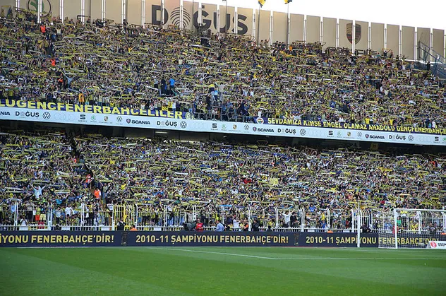 Fenerbahçe'de 200 milyonluk beklenti