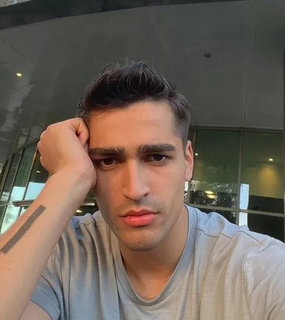 Mert Ramazan Demir'in aşk açıklaması ortalığı birbirine soktu 'gel ben seni...' Yalı Çapkını'nın iflah olmaz Ferit'i Mert Ramazan...-6