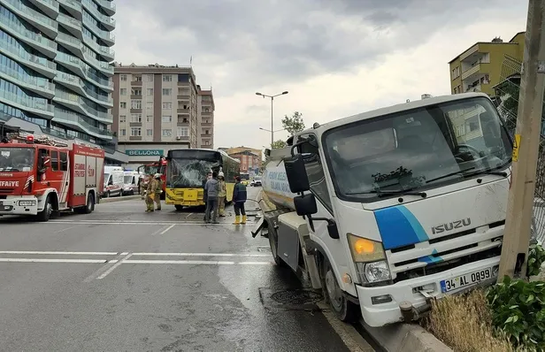 Son dakika: Pendik'te İETT otobüsü ile sulama tankeri çarpıştı: 9 yaralı-1