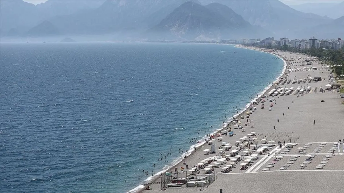 Antalya turist rekorlarına doymuyor