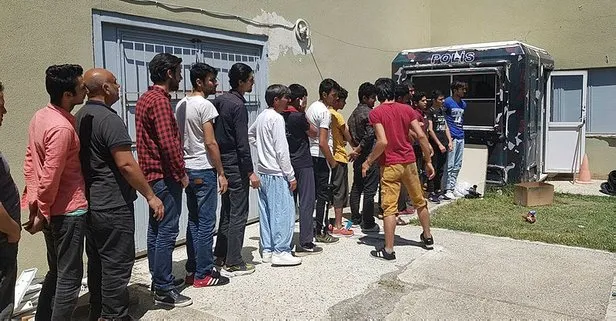 Çanakkale'de 32 düzensiz göçmen yakalandı