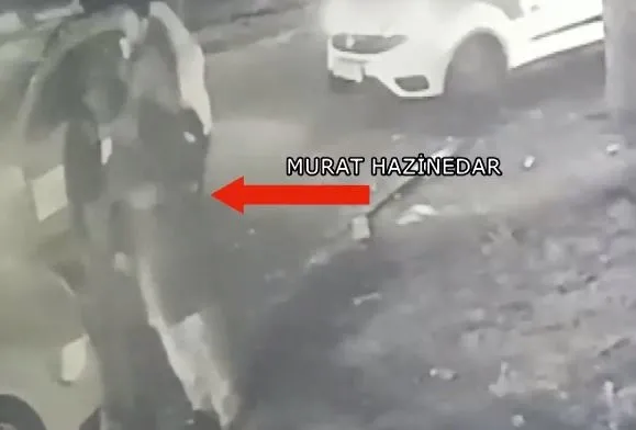 CHP'li rüşvetçi eski Başkan Murat Hazinedar'ın da aralarında olduğu 7 kişi tutuklanma talebiyle mahkemeye sevk edildi-5