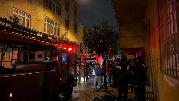 İstanbul Esenler'de gece yarısı yangın paniği!-3