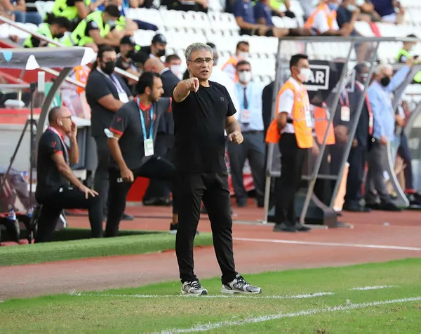 ya-sergen-yalcin-ya-ersun-yanal-kosova-futbol-federasyonunun-hedefinde-turk-teknik-adamlar-var-1643100880322.jpg Ya Sergen Yalçın Ya Ersun Yanal! Kosova Futbol Federasyonu'nun hedefinde Türk teknik adamlar var-3