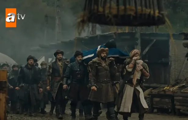 ertugrul-bey-alemi-bekaya-gocuyor-kurulus-osman-39-bolum-2-fragmaninda-kayilarin-bagrina-dusen-kor-1608574716709.jpg Ertuğrul Bey alemi bekaya göçüyor! Kuruluş Osman 39. bölüm 2. fragmanında Kayıların bağrına düşen kor...-11