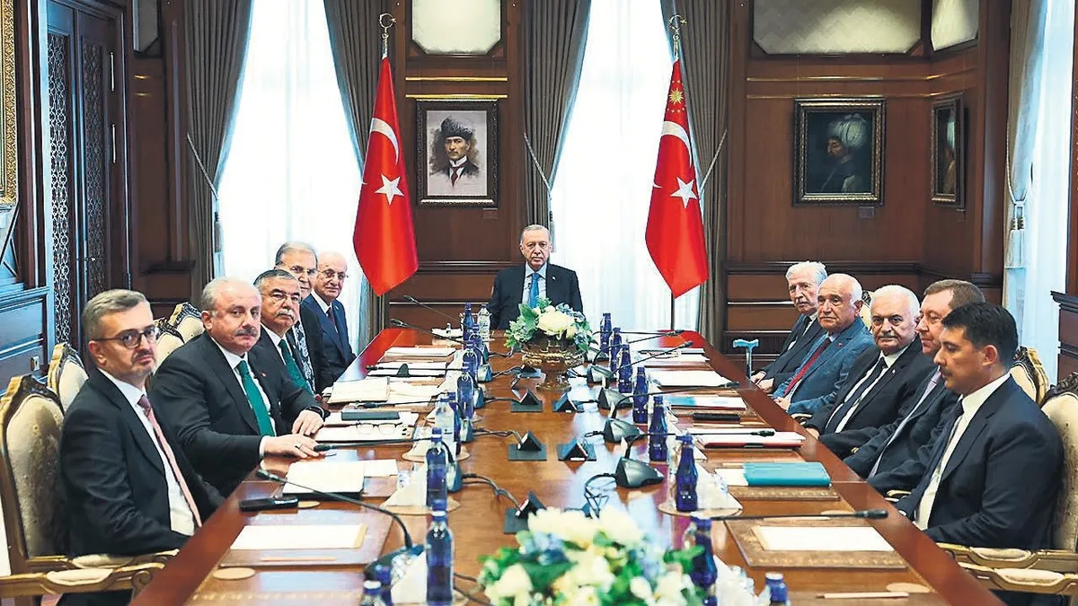 Gazze’yi ayağa kaldırmalıyız! Sırt çantalarında ailelerinin parçalarını taşıyorlar!