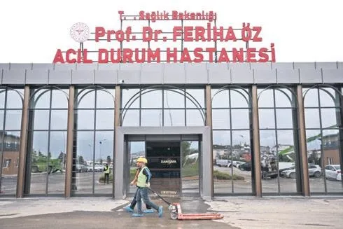 Prof. Dr. Feriha Öz'ün oğlu sevincini dile getirdi: Keşke annem de görseydi-2