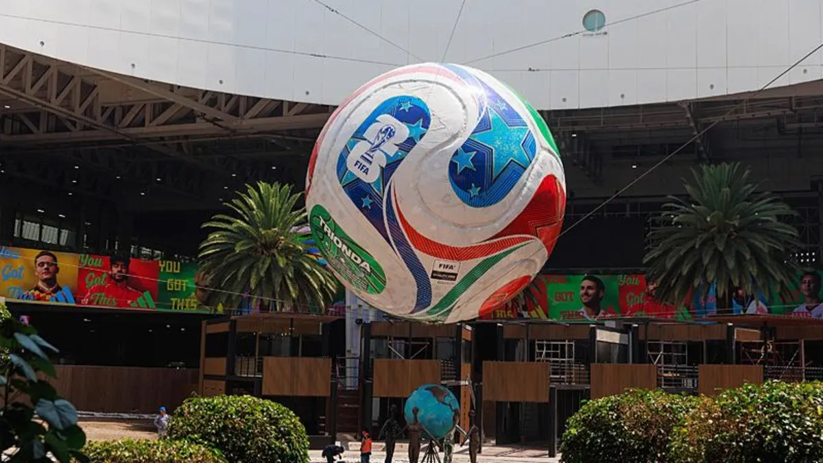 2026 FIFA Dünya Kupası'nın Resmi Topu 'Trionda' Tanıtıldı