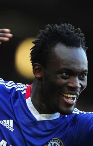 Dünyaca ünlü futbolcu Essien'den Azerbaycan paylaşımı