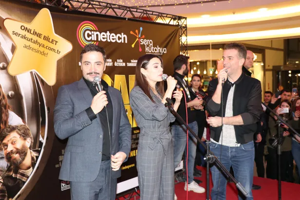 Ahmet Kural "Baba Parası" filminin gösteriminde duyurdu: Avrupa'da 4 şehir gezeceğiz-2