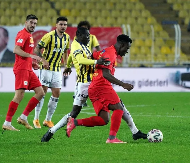 fenerbahce-0-3-yeni-malatyaspor-mac-sonucu-1607798794828.jpeg Fenerbahçe 0-3 Yeni Malatyaspor | MAÇ SONUCU-3
