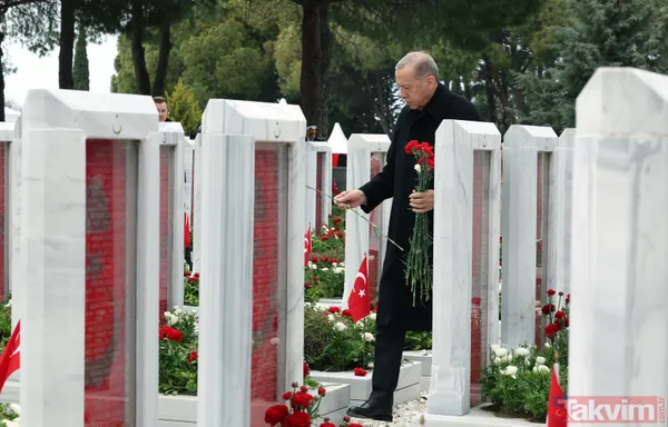 Şehitlere vefa... Başkan Erdoğan, Çanakkale'de şehitliklere karanfil bıraktı - 16