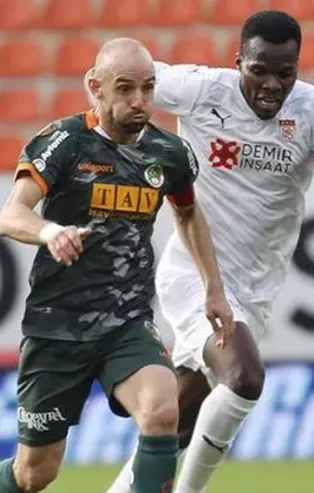 Sivasspor, Alanya engelini aşarak Ziraat Türkiye Kupası finaline adını yazdırdı