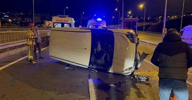 Arnavutköy'de feci kaza: Yol çalışmasını fark edemeyince takla attılar