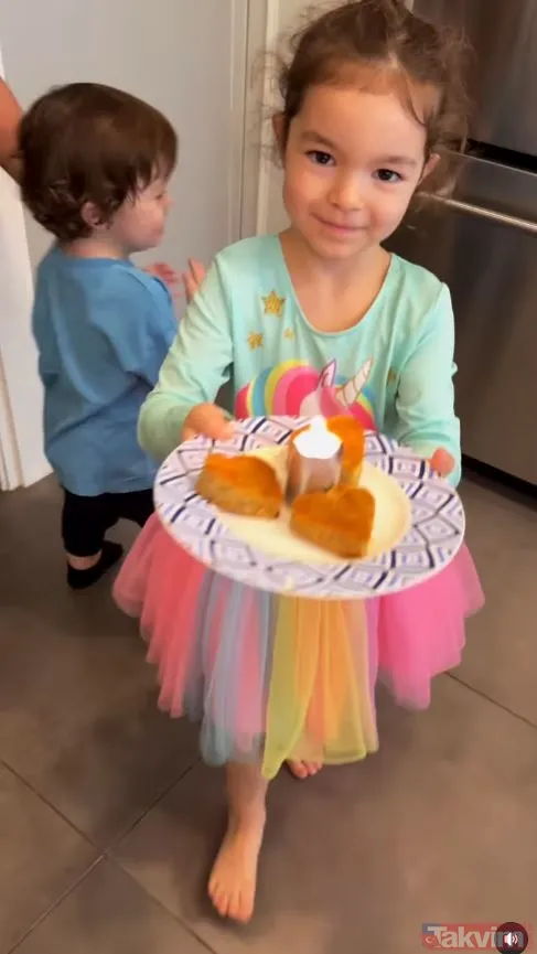 44 yaşını kutlayan Bengü’nün gözünden sakındığı kızına bakın! Her gören hayran kaldı! Seda Sayan, Pınar Altuğ, Fatih Ürek... - 20