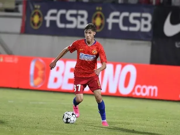 besiktas-yildiz-kanat-oyuncusu-octavian-popescu-icin-harekete-gecti-1649891838787.jpeg Beşiktaş yıldız kanat oyuncusu Octavian Popescu için harekete geçti-2