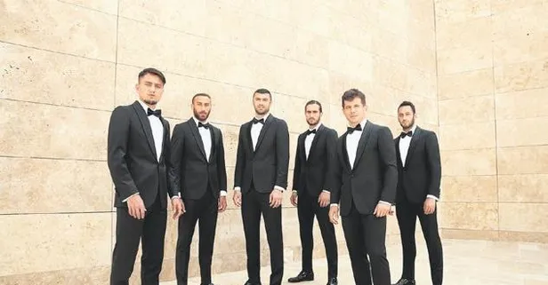 Millilerin smokin şıklığı