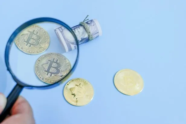 son-dakika-bitcoin-neden-dusuyor-bitcoin-ethereum-duser-mi-yukselir-mi-uzman-yorumlari-1641464376408.jpg
