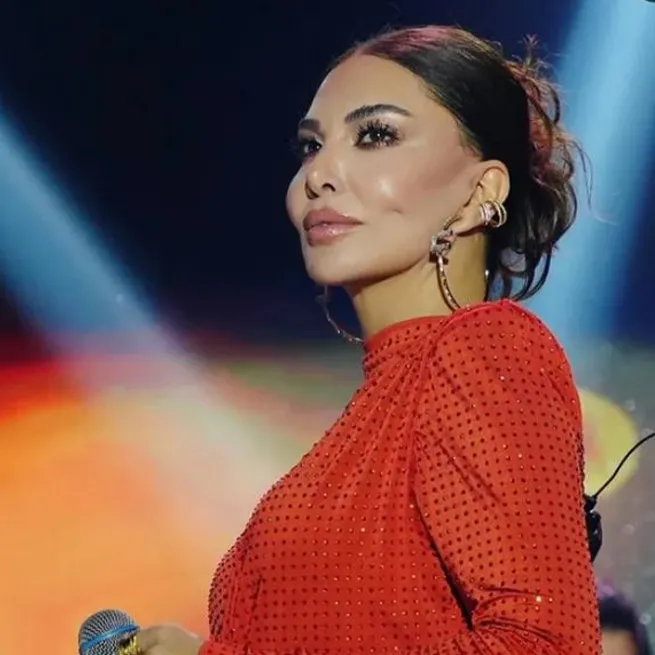 Yüz lifting yaptıran Ebru Yaşar’ın son hali olay oldu: İnsan bunu kendine nasıl yapar? - 14