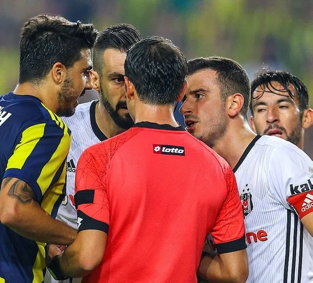Ahmet Çakar, Palabıyık'ı bombaladı-3