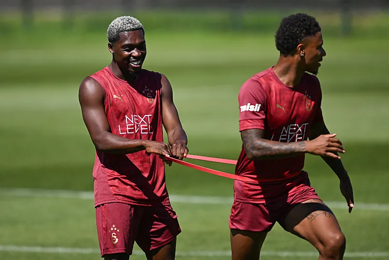 Galatasaray'dan Fenerbahçe'ye dev çalım! Planlar değişti - 3