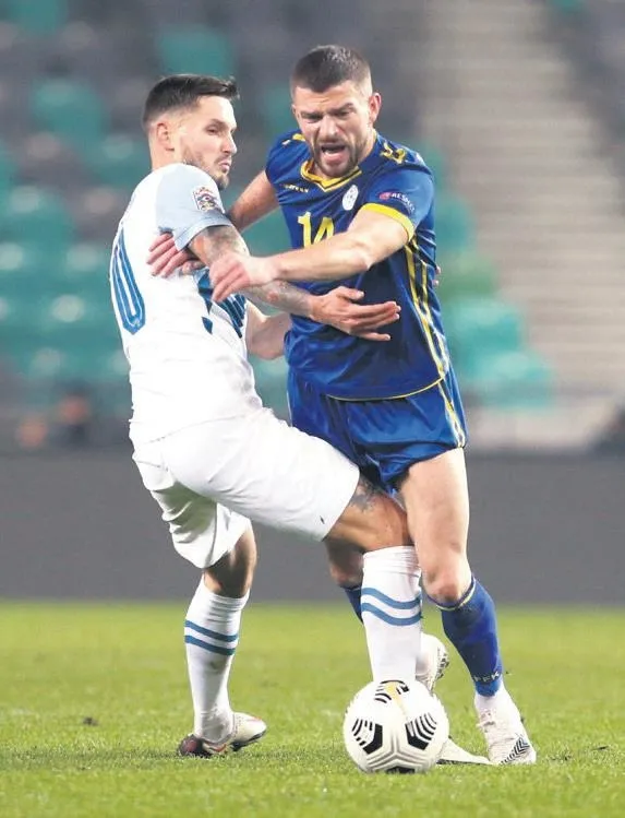 fenerbahcenin-yeni-sol-kanat-transferi-bruma-1-yillik-kiralik-sozlesmeye-imzayi-atti-1655419167091.jpeg Fenerbahçe'nin yeni sol kanat transferi Bruma 1 yıllık kiralık sözleşmeye imzayı attı-7