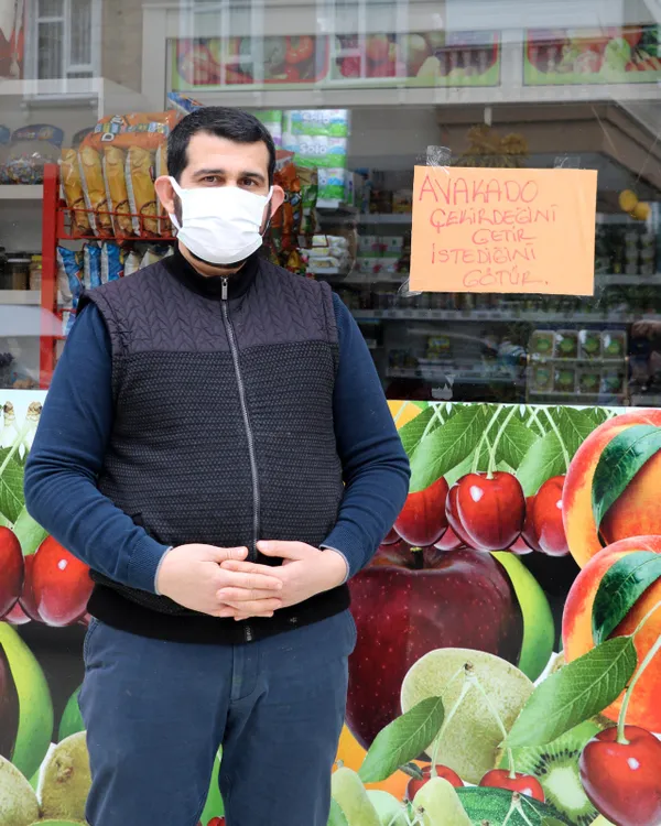 avokado-antalya-alanyada-alisveris-araci-oldu-cekirdeginin-tanesi-1-tl-1611039716791.jpg Avokado Antalya Alanya'da alışveriş aracı oldu! Çekirdeğinin tanesi 1 TL-4