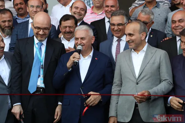 Binali Yıldırım havalimanı taksisinin direksiyonuna geçti - 14