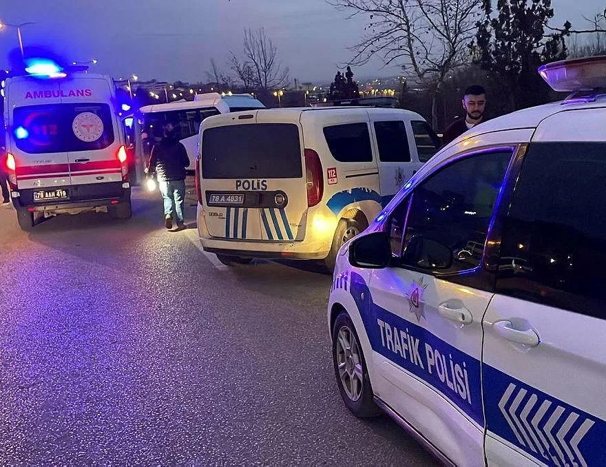 Karabük’te minibüs ile halk otobüsü çarpıştı! 10 yaralı