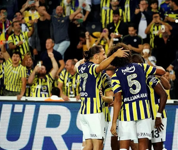 son-dakika-fenerbahceden-alanyaspor-kalesine-5-gol-1663528185804.jpeg Son dakika: Fenerbahçe'den Alanyaspor kalesine 5 gol!-6