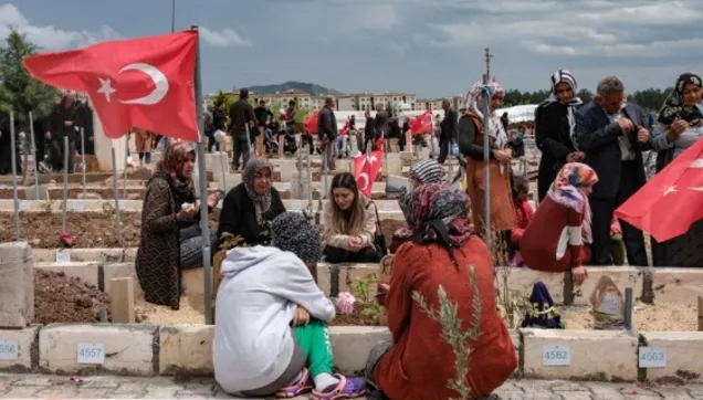 Deprem bölgesi bayramı buruk karşılıyor! "Sözün bittiği yerdeyiz"