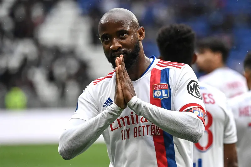 Galatasaray'a o transferde dev rakip! - 5