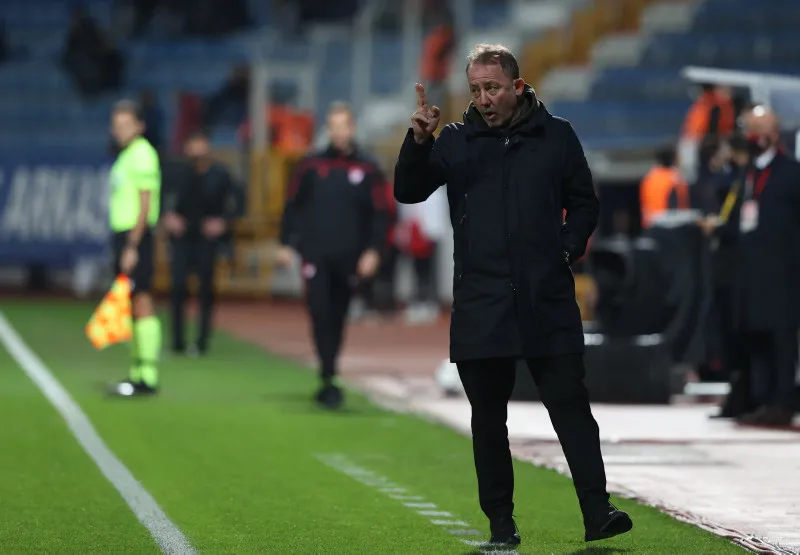 Sergen Yalçın'dan flaş Fenerbahçe açıklaması! - 15