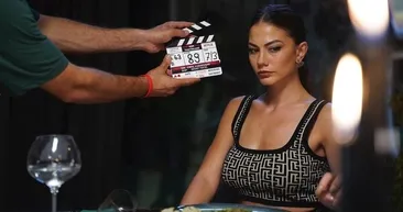 Demet Özdemirin eski halini görenler hey gidi Demet nereden nereye demeden edemiyor! Estetik yanı sıra hep göz önündeymiş