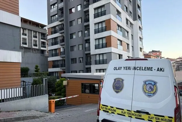 serhat-kilicin-kiz-arkadasi-ozlem-e-ifade-verdi-aglamakli-sesle-arayip-setten-atildigini-soyledi-sonra-aramala-1788789846656.jpeg Serhat Kılıç soruşturmasında yeni ayrıntılar: Özlem Esmergül’ün ifadesi ve olay yeri inceleme raporu dosyada-3