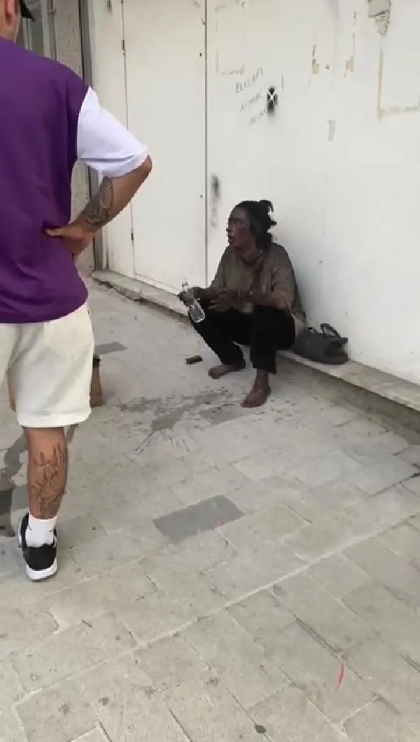 Avcılar'da metruk binada yangın çıktı: 3 kişi hayatını kaybetti-6