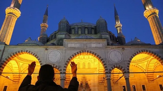 Miraç Kandilinde okunacak dualar neler yapılır? - Miraç Kandilinde çekilecek tesbihler zikirler ile hadisleri-4