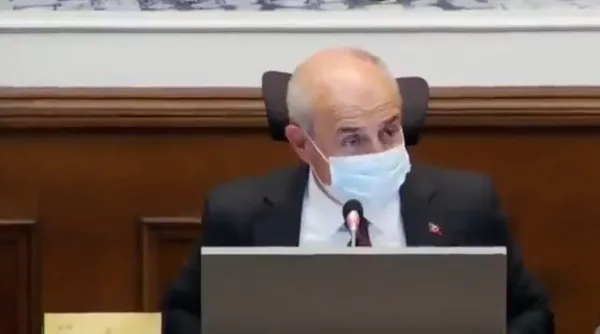 son-dakika-chpli-buyukcekmece-belediye-baskani-hasan-akgunden-kadin-meclis-uyesine-hakaret-surekli-lastigi-patliyor-1621585521345.jpg SON DAKİKA: CHP'li Büyükçekmece Belediye Başkanı Hasan Akgün'den kadın meclis üyesine hakaret: Sürekli lastiği patlıyor-4