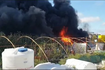 Arnavutköy’de yangın!