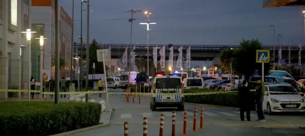 Bayrampaşa'da AVM otoparkında bombalı motosiklet bulundu