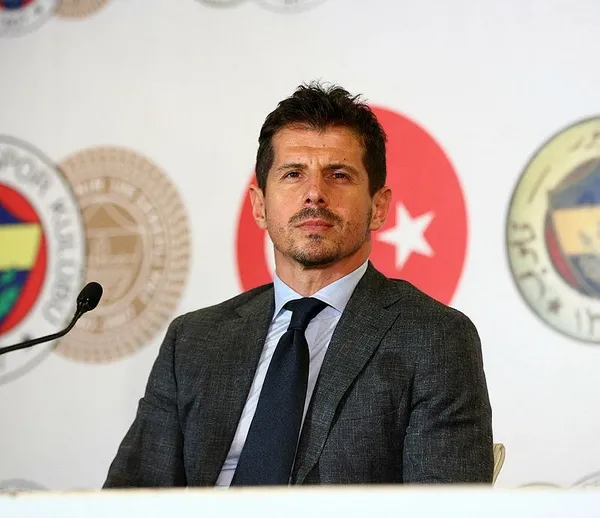 fenerbahcede-emre-belozoglu-donemi-sezonun-geri-kalaninda-takimin-patronu-o-1616690021733.jpeg Fenerbahçe'de Emre Belözoğlu dönemi! Sezonun geri kalanında takımın patronu o...-5